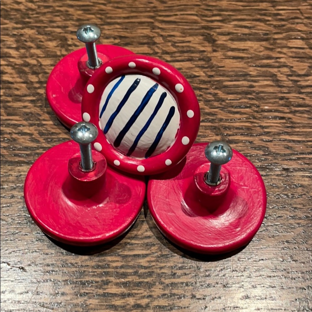 Drawer Pulls - Picture 2 of 3